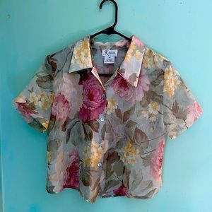 Vintage floral button up crop top blouse